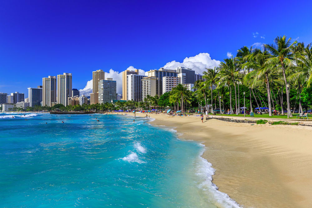 Honolulu Beach Side